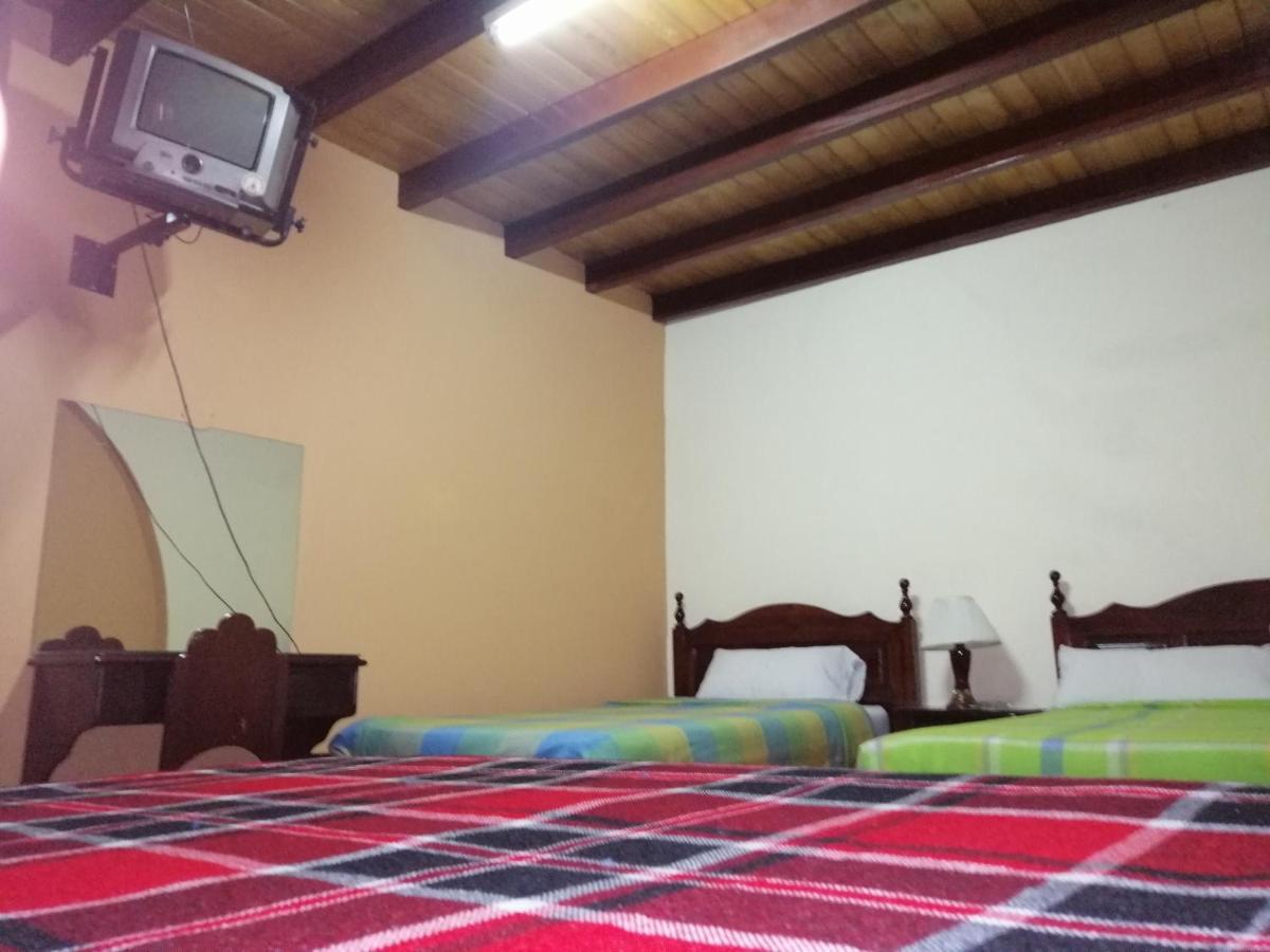 Hostal Victoria Quito Luaran gambar