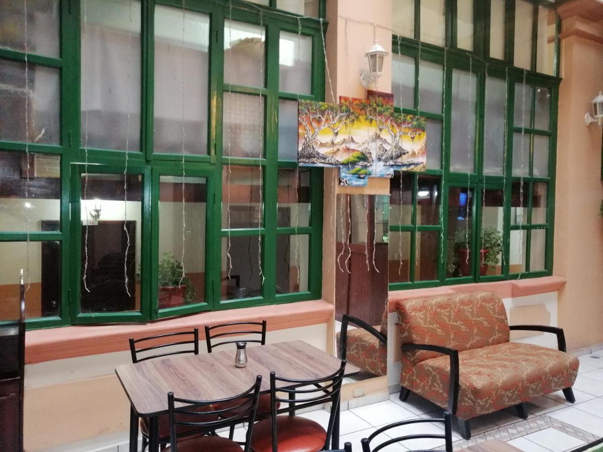Hostal Victoria Quito Luaran gambar